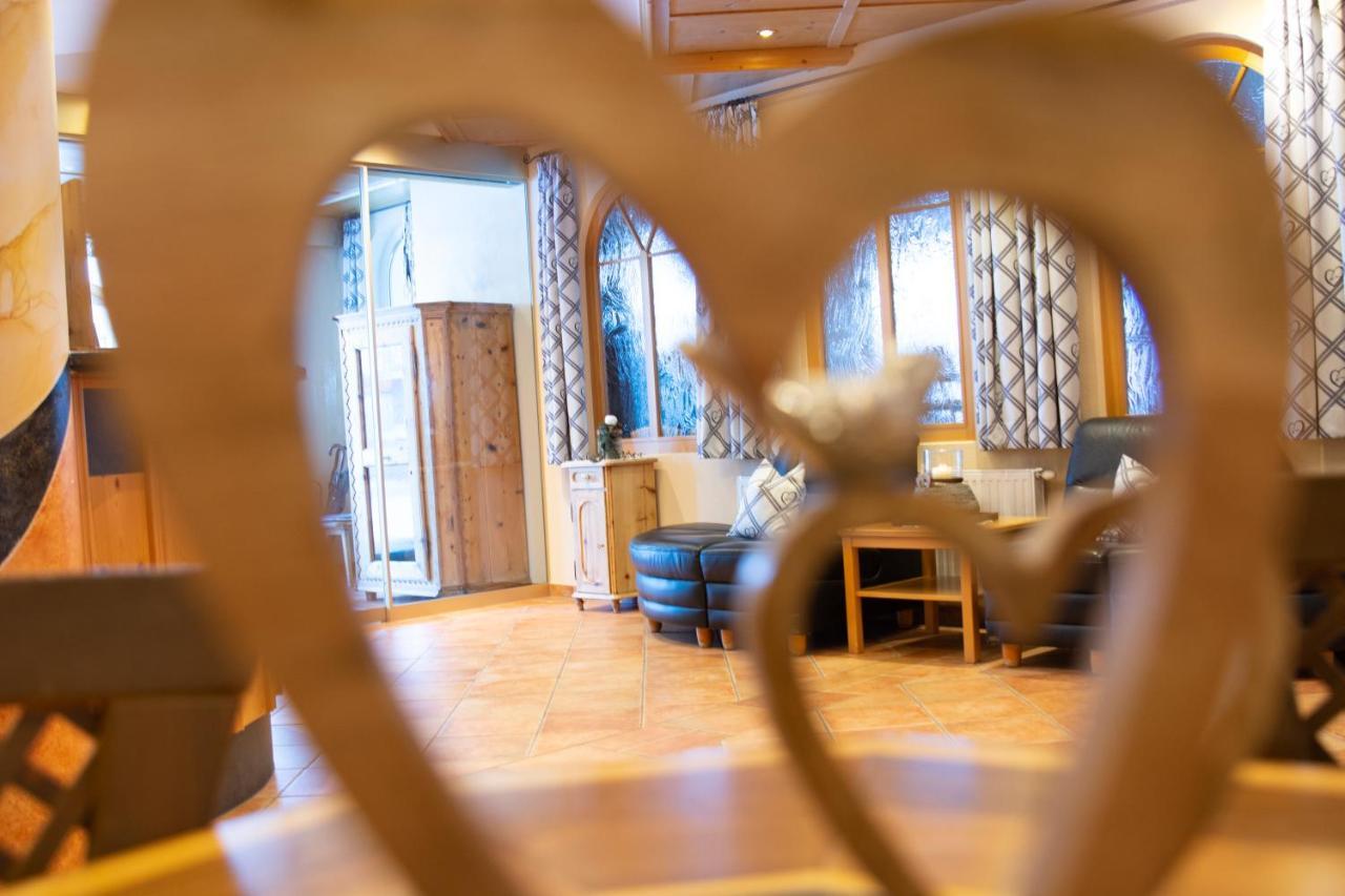 Hotel Garni Alpenhof イシュグル エクステリア 写真