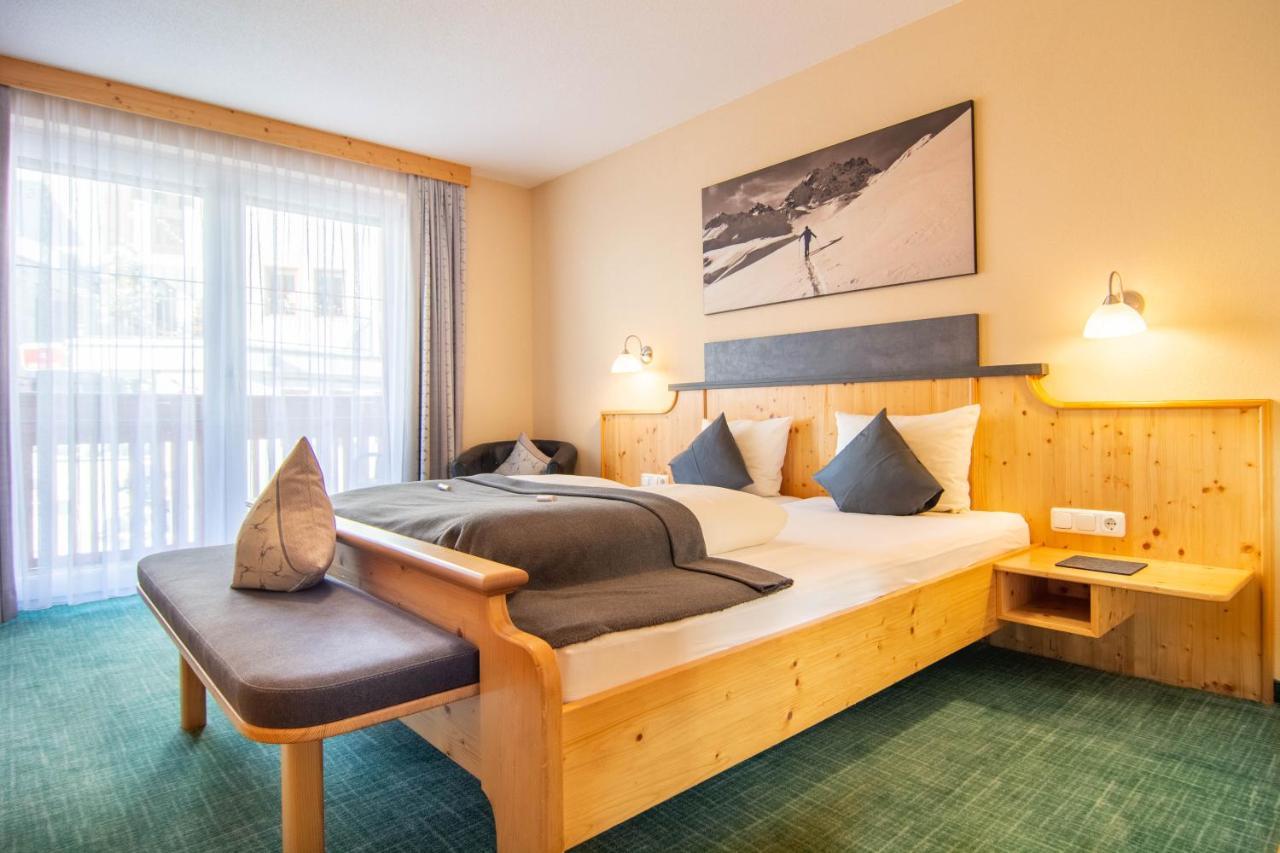 Hotel Garni Alpenhof イシュグル エクステリア 写真