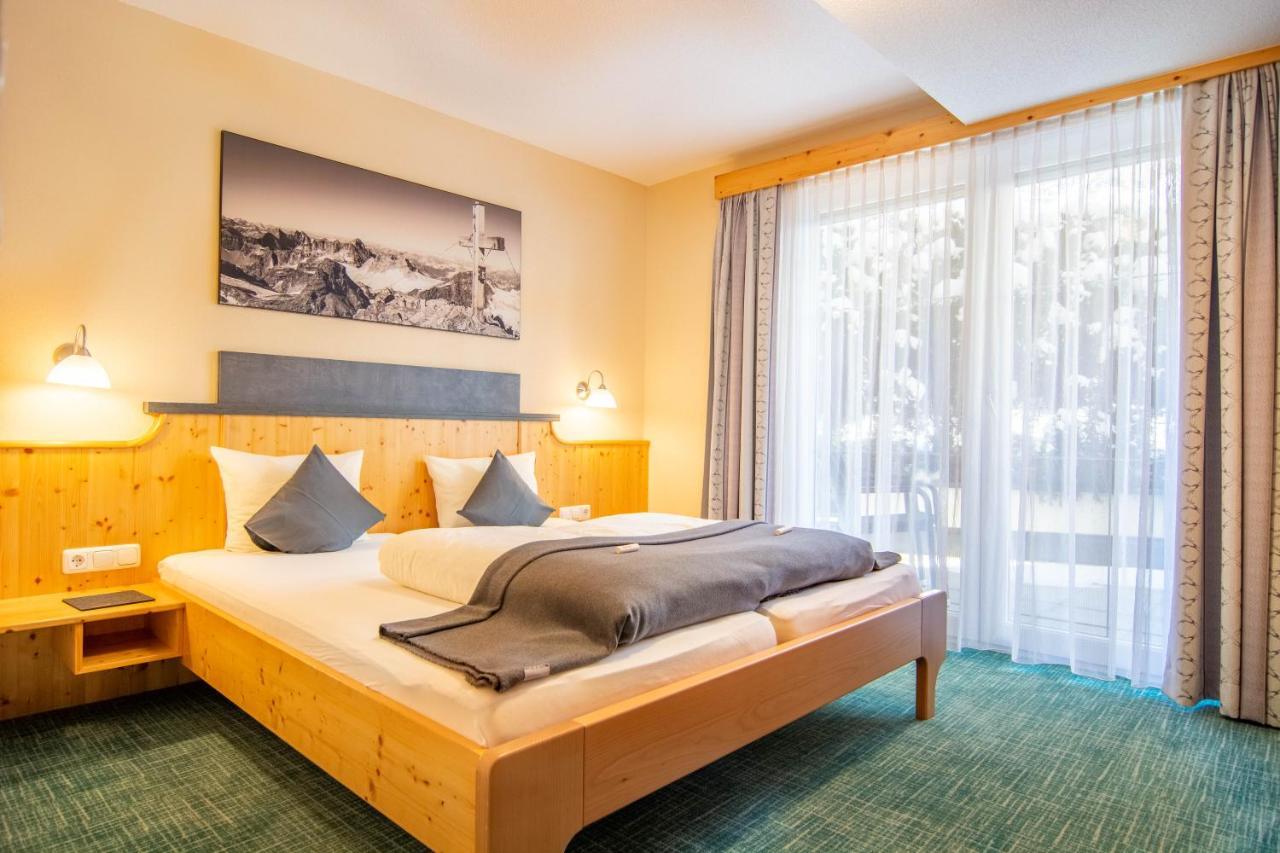 Hotel Garni Alpenhof イシュグル エクステリア 写真