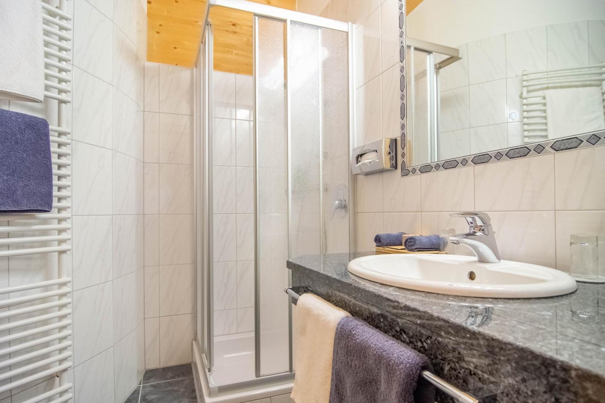 Hotel Garni Alpenhof イシュグル エクステリア 写真