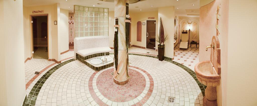 Hotel Garni Alpenhof イシュグル エクステリア 写真